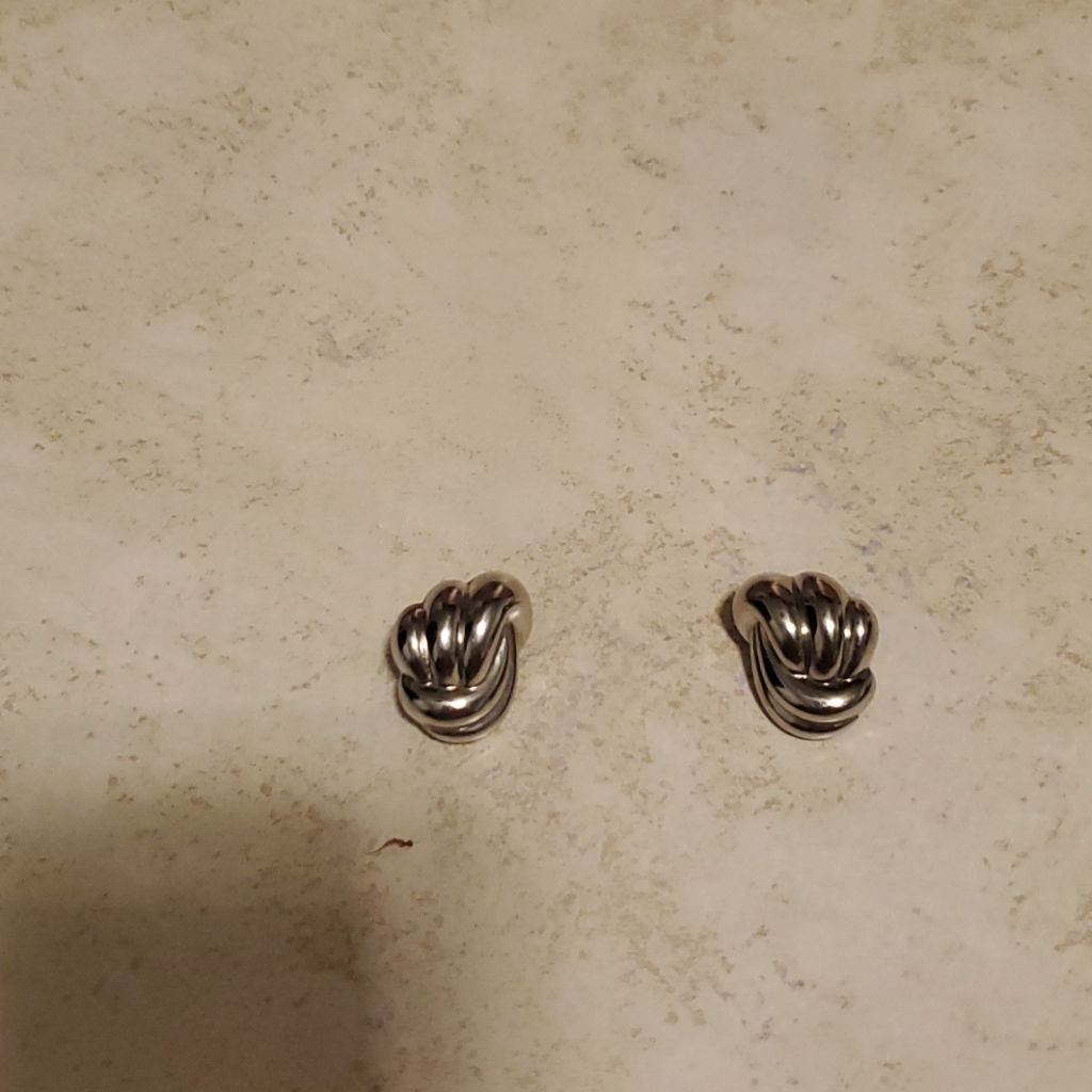 Silver Clips